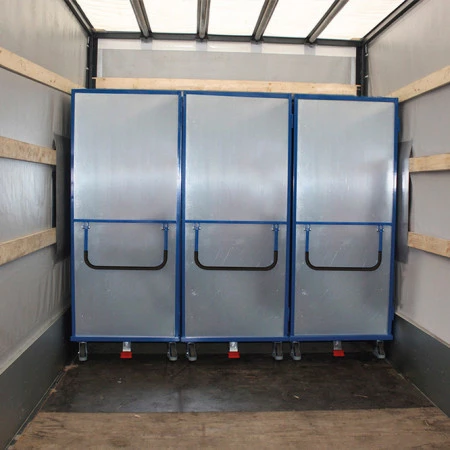 Chariot à étagères à portes tôlés - 2 roulettes pivotantes + frein EasySTOP & 2 roulettes fixes. Chariot à étagères à portes tôlés - 2 roulettes pivotantes + frein EasySTOP & 2 roulettes fixes.