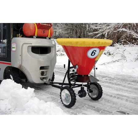 Epandeur à sel, Matériel de déneigement