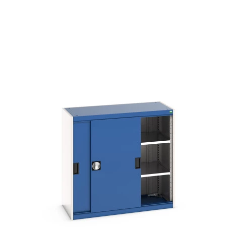 40013068 - Armoire CUBIO SMS-10510-11 - Avec Portes Coulissantes, 2 Tablettes - LxPxH 1050x525x1000mm - Bleu Gentiane RAL 5010 40013068 - Armoire CUBIO SMS-10510-11 - Avec Portes Coulissantes, 2 Tablettes - LxPxH 1050x525x1000mm - Bleu Gentiane RAL 5010