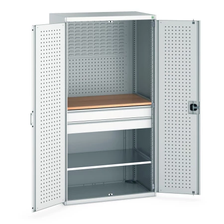 40021162 - Armoire CUBIO SMF-10620-137 - Mini atelier Portes Perfo, 1 Tablettes, 2 Tir - LxPxH 1050x650x2000mm - Gris Clair RAL 7035 40021162 - Armoire CUBIO SMF-10620-137 - Mini atelier Portes Perfo, 1 Tablettes, 2 Tir - LxPxH 1050x650x2000mm - Gris Clair RAL 7035