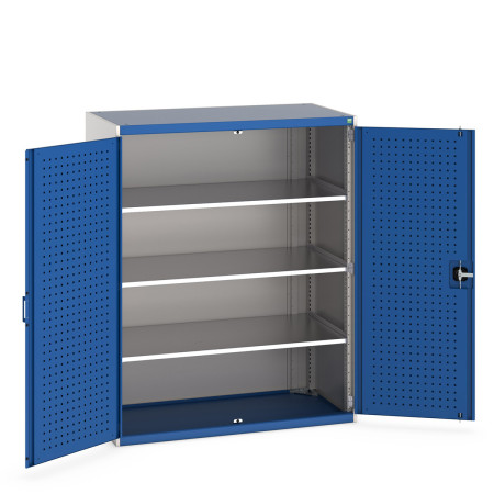 40022050 - Armoire CUBIO SMF-13616-11 - Avec Portes Perfo et 3 Tablettes - LxPxH 1300x650x1600mm - Bleu Gentiane RAL 5010 40022050 - Armoire CUBIO SMF-13616-11 - Avec Portes Perfo et 3 Tablettes - LxPxH 1300x650x1600mm - Bleu Gentiane RAL 5010