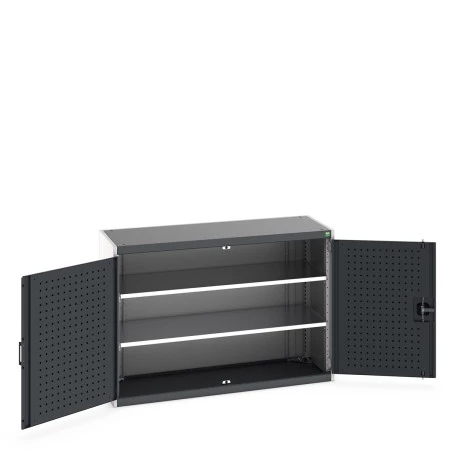 40014066 - Armoire CUBIO SMF-1359-11 - Avec Portes Perfo et 2 Tablettes - LxPxH 1300x525x900mm - Gris Anthracite RAL 7016 40014066 - Armoire CUBIO SMF-1359-11 - Avec Portes Perfo et 2 Tablettes - LxPxH 1300x525x900mm - Gris Anthracite RAL 7016
