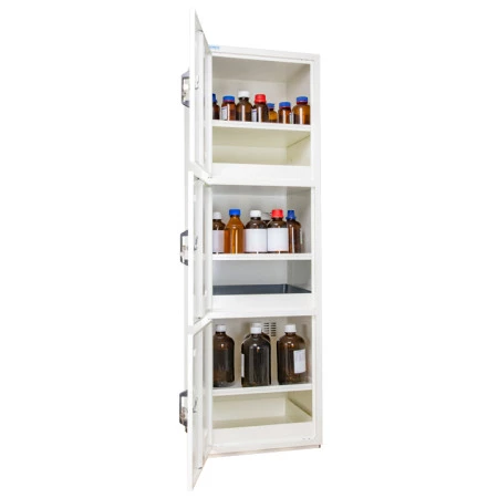 Armoire de sécurité compartimentée, haute 3 portes, 3 compartiments, 3 étagères, Stockage de produits peu agressifs. Armoire de sécurité compartimentée, haute 3 portes, 3 compartiments, 3 étagères, Stockage de produits peu agressifs.