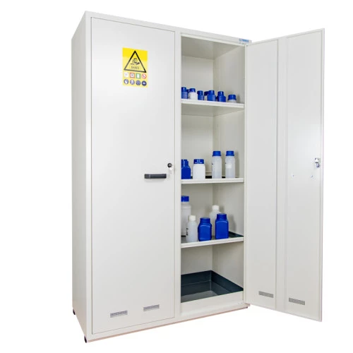 Armoire multirisque avec protection anti-corrosion, 2 ou 4 compartiments