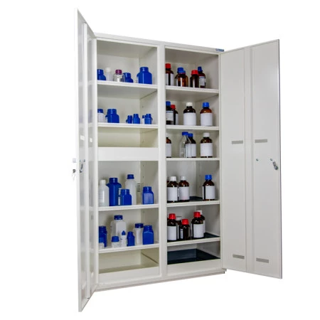 Armoire multirisque avec protection anti-corrosion, 2 ou 4 compartiments Armoire multirisque avec protection anti-corrosion, 2 ou 4 compartiments