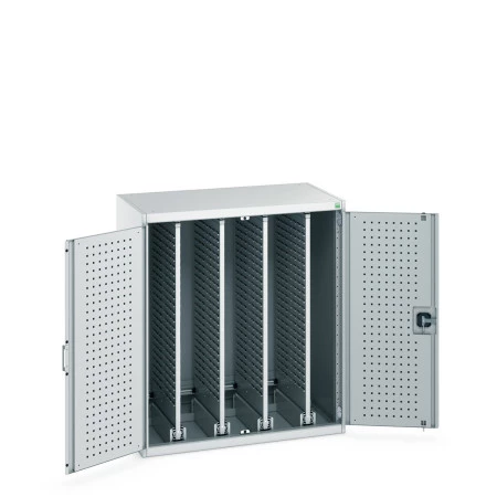 40301029 - Armoire CUBIO SMV-10612-43 - Portes Perfo, 4 Pann à Bacs Coulissants - LxPxH 1050x650x1200mm - Gris Clair RAL 7035 40301029 - Armoire CUBIO SMV-10612-43 - Portes Perfo, 4 Pann à Bacs Coulissants - LxPxH 1050x650x1200mm - Gris Clair RAL 7035