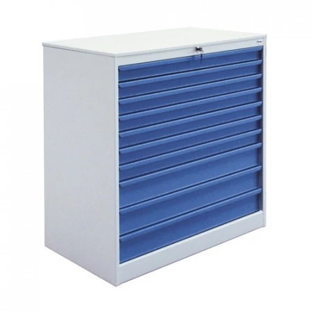 Armoire d'atelier de construction robuste en tôle d'acier, finition époxy. Tiroirs avec système anti-basculement (empêchant d'ouvrir plus d'un tiroir à la fois). Tiroirs sur roulement à billes télescopique, ouverture à 95%. Armoire d'atelier de construction robuste en tôle d'acier, finition époxy. Tiroirs avec système anti-basculement (empêchant d'ouvrir plus d'un tiroir à la fois). Tiroirs sur roulement à billes télescopique, ouverture à 95%.