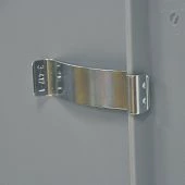 Pince à étiquette