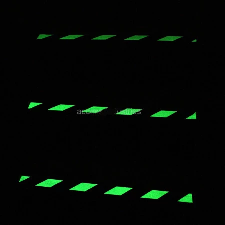 Bande antidérapante bicolore phosphorescente Bande antidérapante bicolore phosphorescente