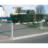 Barrière levante lisse universelle