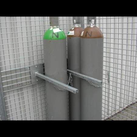 Dispositif de retenue pour le stockage de bouteilles de gaz Dispositif de retenue pour le stockage de bouteilles de gaz