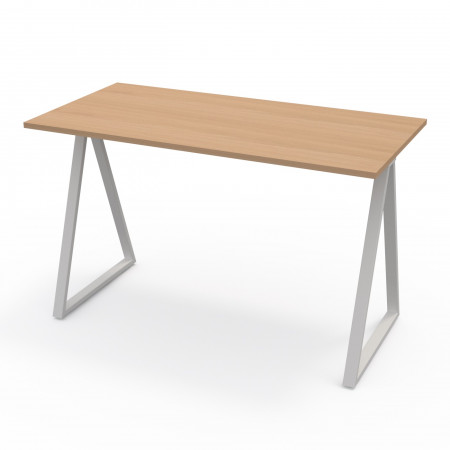 Bureau design avec pieds en acier Bureau design avec pieds en acier