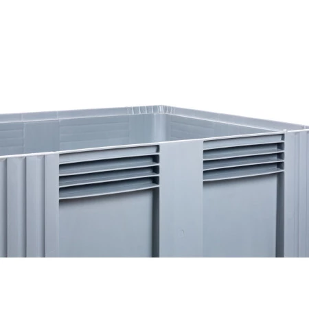 Caisse palette plastique fermée 1200 x 1000 Caisse palette plastique fermée 1200 x 1000