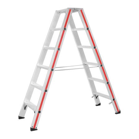 Nombre de marches : 2x6. Longueur de 1.53 m. Hauteur de travail : 2.92 m et écartement au sol de 1.3 m. Nombre de marches : 2x6. Longueur de 1.53 m. Hauteur de travail : 2.92 m et écartement au sol de 1.3 m.