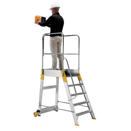 Plateforme d'accès, hauteur de travail max. 2.62m, EN 131. Plateforme d'accès, hauteur de travail max. 2.62m, EN 131.