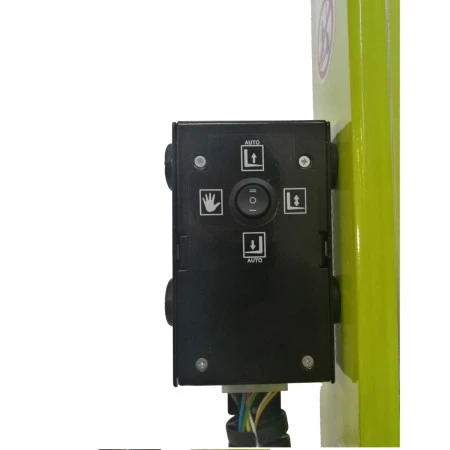 Gerbeur électrique mise au niveau automatique Gerbeur électrique mise au niveau automatique