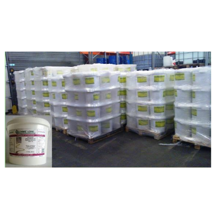 Palette d'attapulgite calcinée contenant 32 seaux de 15kg pour un volume de 960 L Palette d'attapulgite calcinée contenant 32 seaux de 15kg pour un volume de 960 L