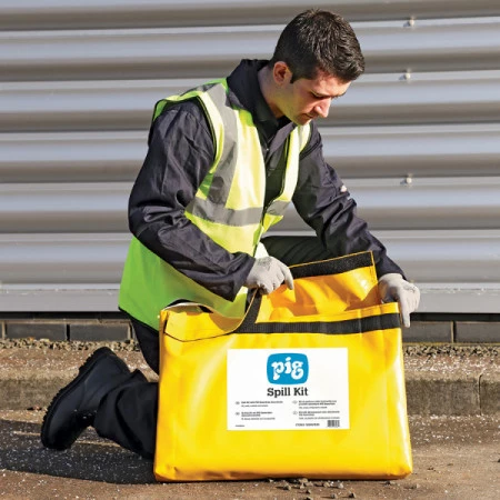 Kit de contrôle de déversement pour tous types de liquides légers ou moyens Kit de contrôle de déversement pour tous types de liquides légers ou moyens