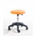 Tabouret d'adulte avec une large assise Tabouret d'adulte avec une large assise