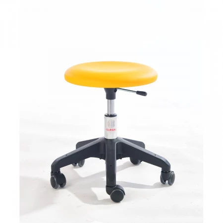 Tabouret d'adulte avec une large assise Tabouret d'adulte avec une large assise