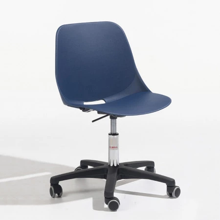 Chaise à roulettes avec coque robuste Chaise à roulettes avec coque robuste