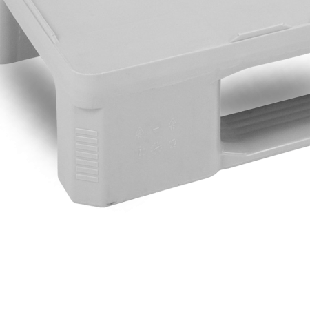 Palette plastique 1200 x 1000 medium vierge pleine pour charges moyennes Palette plastique 1200 x 1000 medium vierge pleine pour charges moyennes