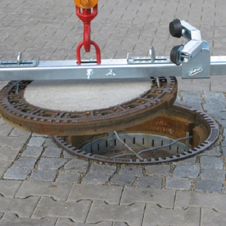Pince pour cadres et couvercles de puits Pince pour cadres et couvercles de puits