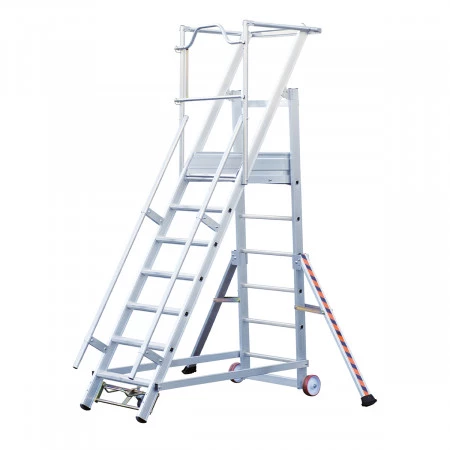 Escalier de rayonnage mobile, 6 marches, hauteur de travail de 3,32 m, TUBESCA COMABI. Escalier de rayonnage mobile, 6 marches, hauteur de travail de 3,32 m, TUBESCA COMABI.