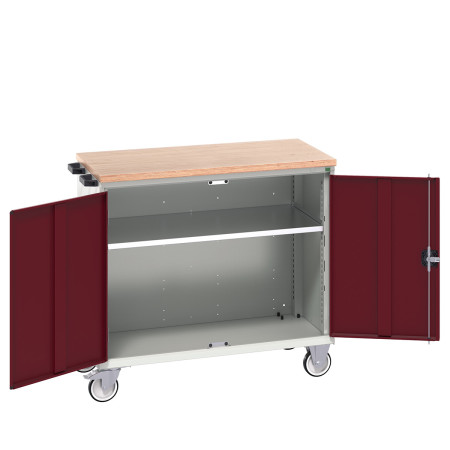 16927063 - VERSO Desserte Maintenance - Avec 1 tablette, portes et dessus mpx - LxPxH: 1050x550x980mm - Rouge Pourpre RAL 3004 16927063 - VERSO Desserte Maintenance - Avec 1 tablette, portes et dessus mpx - LxPxH: 1050x550x980mm - Rouge Pourpre RAL 3004