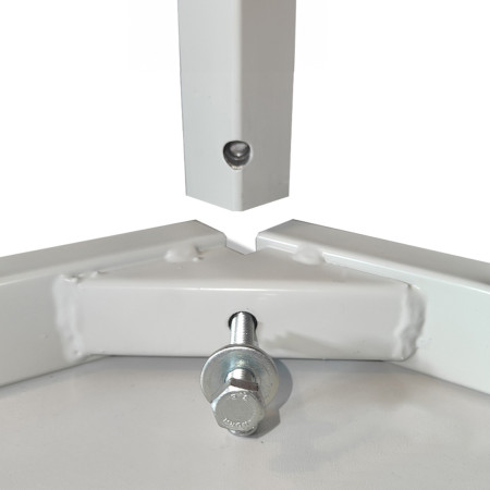 Ceinture métallique pour une table très rigide Ceinture métallique pour une table très rigide