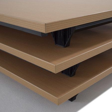 Table pliante et emplilable Table pliante et emplilable