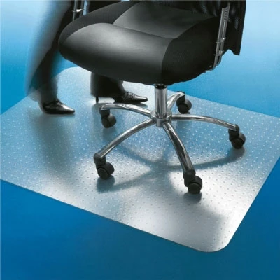 Tapis protège sol pour moquette