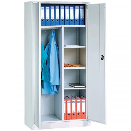 Armoire vestiaire grande capacité à portes battantes Equipée d'une tringle, d'1 étagère plein et de 3 ou 4 demi-étagères. Armoire vestiaire grande capacité à portes battantes Equipée d'une tringle, d'1 étagère plein et de 3 ou 4 demi-étagères.