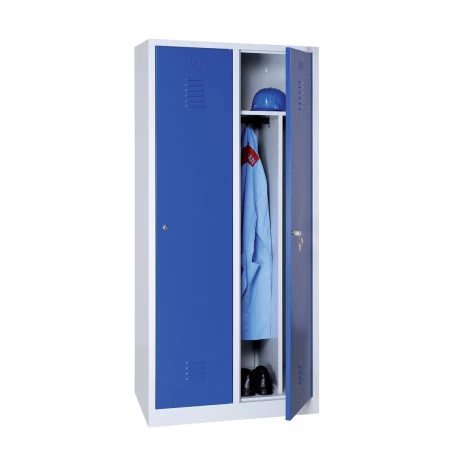 Vestiaire industrie salissante NF Ventilation en partie haute et basse de la porte. équipé d'une tablette supérieure fixe avec une tringle porte cintre et d'une séparation médiane 2/3 et 1/3 pour séparer les vêtements propres et sales. Vestiaire industrie salissante NF Ventilation en partie haute et basse de la porte. équipé d'une tablette supérieure fixe avec une tringle porte cintre et d'une séparation médiane 2/3 et 1/3 pour séparer les vêtements propres et sales.