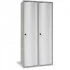 Vestiaire métallique à portes bombées industrie salissante monobloc, des butées d'arrêt limitent l'ouverture de la porte à 90 Vestiaire métallique à portes bombées industrie salissante monobloc, des butées d'arrêt limitent l'ouverture de la porte à 90