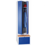 Vestiaire industrie salissante sur coffre à glissiere avec assise bois L 500 ou 600 mm. Ouies d'aérations en partie haute et basse des portes pour la circulation de l'air. Vestiaire industrie salissante sur coffre à glissiere avec assise bois L 500 ou 600 mm. Ouies d'aérations en partie haute et basse des portes pour la circulation de l'air.